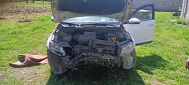 transporter multivan: Volkswagen Polo: 2015 г., 1.6 л, Ручные, Бензин, Седан — 2