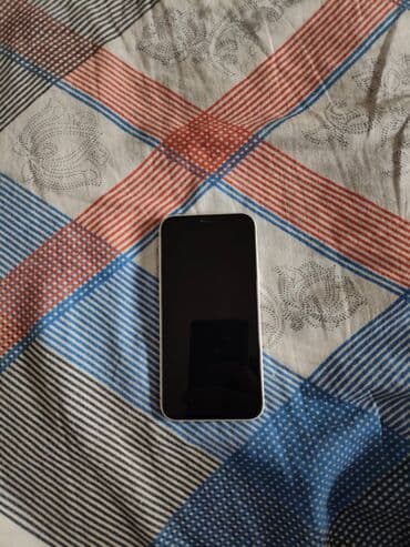 батарея macbook: IPhone 12 mini, Б/у, 128 ГБ, White Titanium, Защитное стекло, Чехол, 82 % — 2