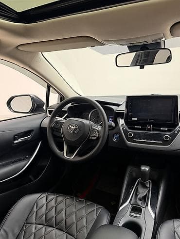 195 14 с: Toyota Corolla: 2020 г., 1.8 л, Гибрид, Седан — 9