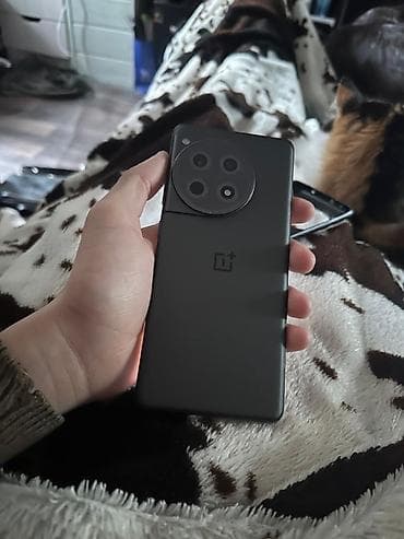 oneplus ace: OnePlus Ace 2, Б/у, 256 ГБ, цвет - Черный, 2 SIM — 2