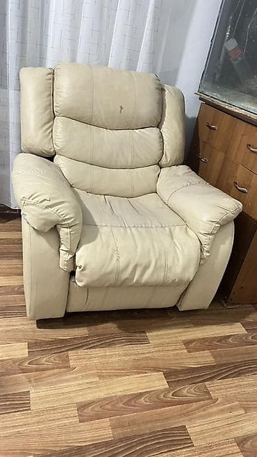 sofa bed: Кресло-реклайнер с выдвижной подножкой - Механический реклайнер — 6