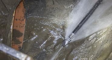 Сантехнические работы: Чистка канализации срочная прочистка канализации оперативный выезд — 3