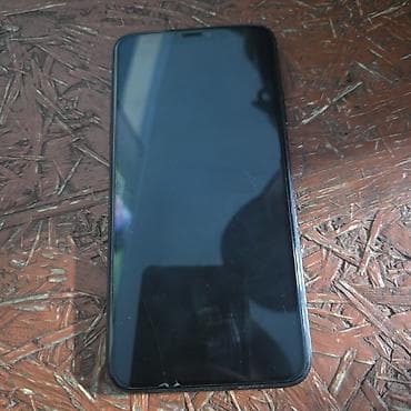 apple pen: Смартфон с сенсорным экраном (черный цвет корпуса). - Форм-фактор — 1