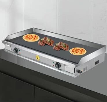 Посуда и кухонный инвентарь: Продается тестораскатка+лапшарезка.В отличном состоянии. Раскатывает — 4