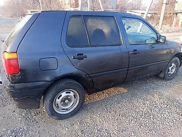 решетка радиатора на венто: Volkswagen Golf: 1994 г., 1.6 л, Механика, Бензин, Хэтчбэк — 5