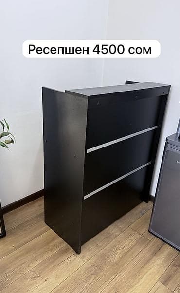 Продается Стул в идеальном состоянии 7500 сом (имеются 2 штуки ) at lalafo.kg Продается Стул в идеальном состоянии 7500 сом (имеются 2 штуки )