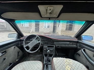 продаю очень срочно: Audi 100: 1988 г., Седан — 5