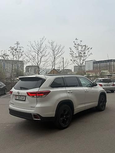 Toyota Highlander: 2019 г., 3.5 л, Автомат, Бензин, Кроссовер — 2