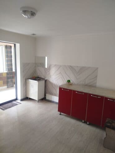 сдаю однокомнатную квартиру с подселением: 1 комната, Собственник — 3