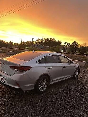 Hyundai Sonata: 2019 г., Автомат, Газ, Седан — 3