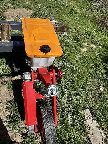 мини техника: Пневматическая четырехрядная сеялка точного высева - Тип — 4