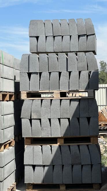 тратуарные бардюры: Дорожный бордюр, Прессованный, Бетонный, Новый — 7