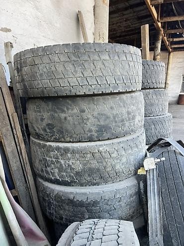 470 лх: Шины R 22,5, Грузовики/Автобусы, Bridgestone — 2