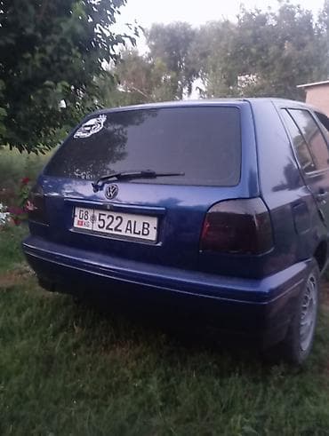 мерседес 210 2 4: Volkswagen Golf: 1993 г., 1.6 л, Кол менен иштөөчү, Хетчбек — 4