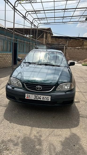 full construction: Toyota Avensis: 2002 г., 1.8 л, Механика, Бензин, Седан — 2