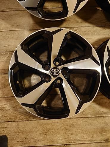 подкрылки камри 70: Литые Диски R 18 Toyota, Комплект, отверстий - 5, Новый — 3