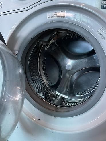 washing machine: Стиральная машина Hotpoint-Ariston, фронтальная загрузка — 3