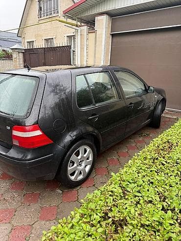 Volkswagen Golf: 2004 г., 1.6 л, Бензин, Хэтчбэк — 3