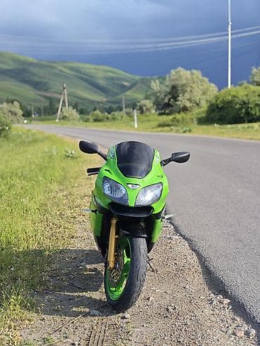 торг у капота: Спортбайк Kawasaki, 600 куб. см, Бензин, Взрослый, Б/у — 5