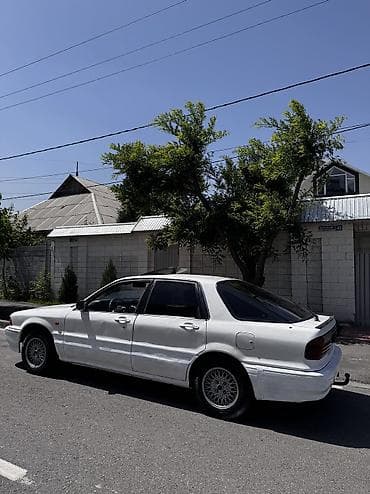 lancer evolution: Mitsubishi Galant: 1989 г., 2 л, Механика, Бензин, Седан — 8