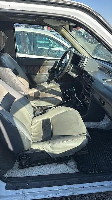 lada priors: Opel Frontera: 1993 г., 2 л, Механика, Бензин, Кроссовер — 5