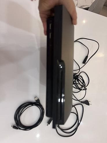 Игровая консоль Sony PlayStation 3 (PS3 внутри есть 50 игры Slim)