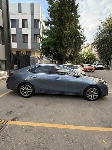 Транспорт: Kia K3: 2018 г., 1.6 л, Вариатор, Бензин, Седан — 3