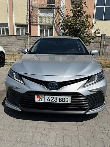 byd e7: Toyota Camry: 2022 г., 2.5 л, Автомат, Гибрид, Седан — 7