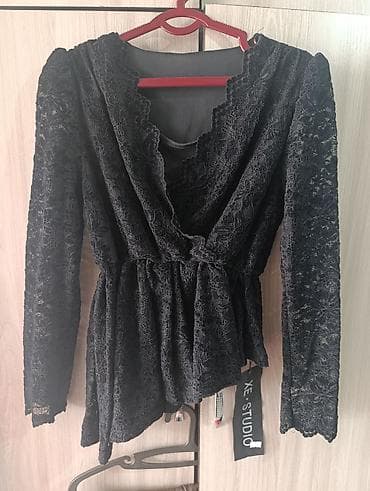 l xl: Блузка, Гипюр, В цветочек, На запах — 1