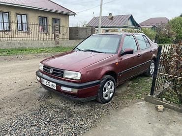 1: Volkswagen Vento: 1994 г., 1.8 л, Ручные, Бензин, Седан — 4