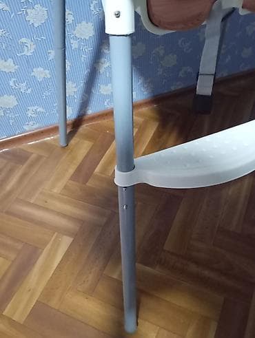 Дом и сад: Стульчик для кормления, Б/у, Металл, цвет - Белый, Платная доставка — 4