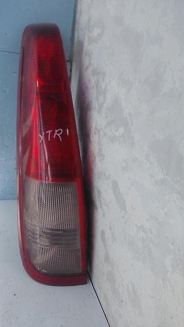 terrano 2: Задний левый стоп-сигнал Nissan 2002 г., Б/у, Оригинал, Япония — 2
