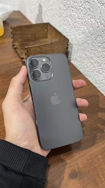 17 pro: IPhone 13 Pro, Б/у, 512 ГБ, Черный, Защитное стекло, Чехол, 85 % — 1