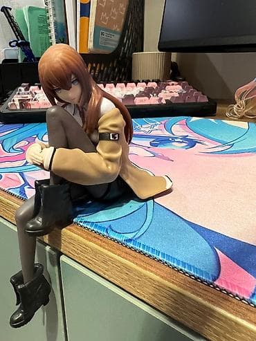 miku: Фигурка Курису Макисе, из Врата Штейна — 2