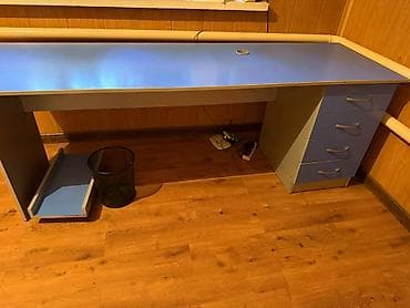 офисные тумбы: Офисный стол, Нерегулируемый, цвет - Голубой, Прямоугольный, ЛДСП — 1