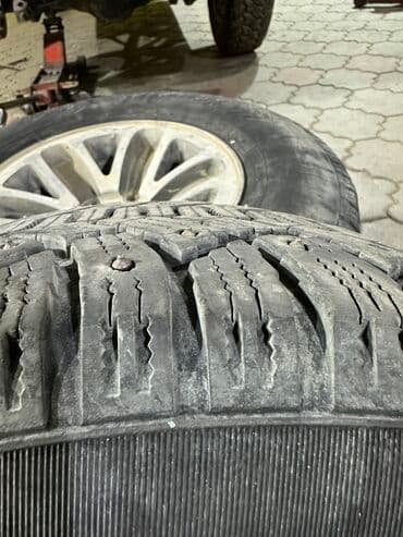 набор ключей в чемодане цена: Колеса в сборе 235 / 75 / R 15, Зимняя шипованная, Б/у, Комплект, Внедорожные (АТ/МТ), Литые — 2