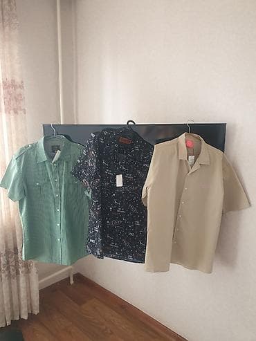 Рубашки летние. Новые. Первая: зеленая в клетку. Made in Germany. На
