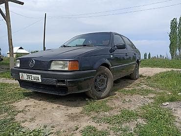 Volkswagen Passat: 1991 г., Седан