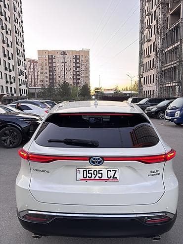 армянских номерах: Toyota Harrier: 2021 г., 2.5 л, Автомат, Гибрид, Кроссовер — 10