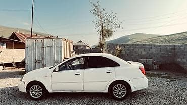 camry 5: Chevrolet Lacetti: 2004 г., 1.6 л, Ручные, Бензин, Седан — 9