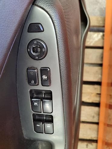 tracker gps: Блок управления стеклами Kia K5 TF 2 2014 перед. лев. (б/у) — 1