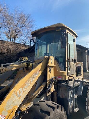 меняю доплатой мне: Продаю трактор — 2