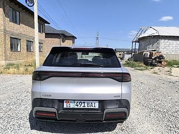 super soco tc: Электромобиль Чанган Q05 мах 506, серый кузов, 5‑дверный кроссовер — 2