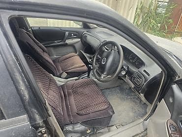 mazda 323 седан: Mazda Familia: 2003 г., Автомат, Седан — 5