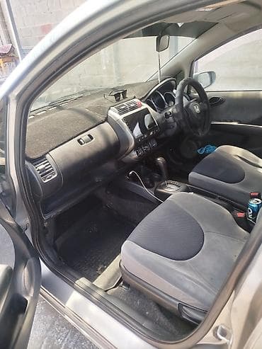 Транспорт: Honda Fit: 2004 г., 1.3 л, Автомат, Бензин, Хэтчбэк — 8