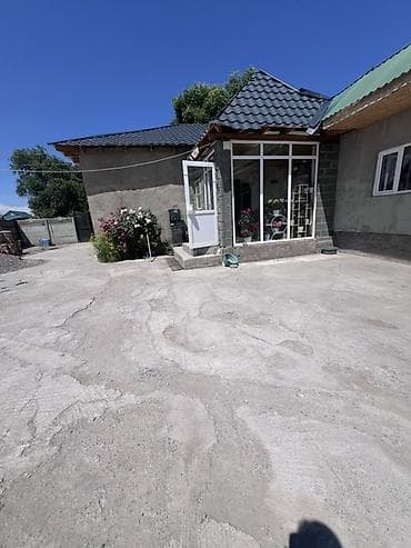 участок вайено антоновка: Продаётся жилой дом с большим участком. - Территория: просторный — 6