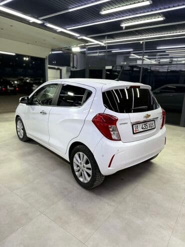 купить двигатель на субару в бишкеке: Chevrolet Spark: 2017 г., Бензиновая, Хэтчбэк — 3