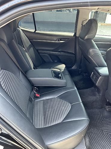 prius v: Toyota Camry: 2018 г., 2.5 л, Автомат, Бензин, Седан — 10