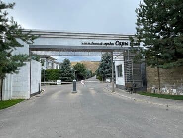 загородный дом с бассейном: Дом, 632 м², 7 комнат, Риэлтор — 2