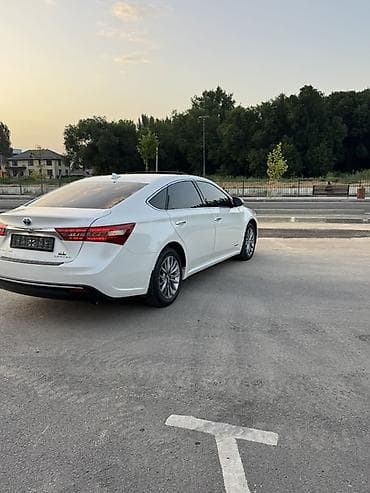 Унаа: Toyota Avalon: 2016 г., 2.5 л, Вариатор, Гибрид, Седан — 3